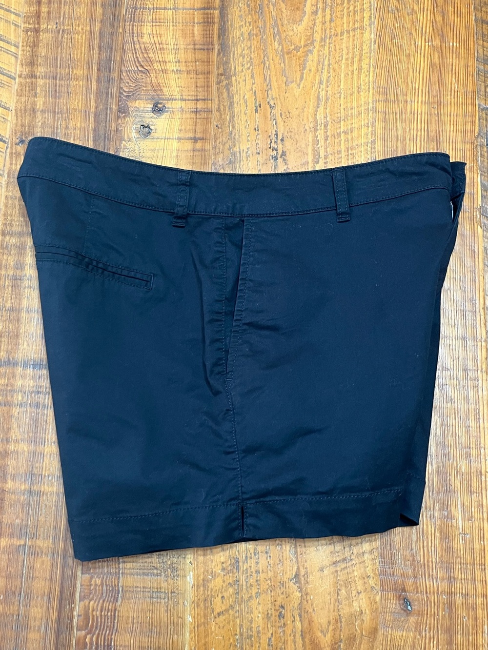 Old Navy Black High-Rise Everyday Shorts Size 8 - Picture 5 of 13